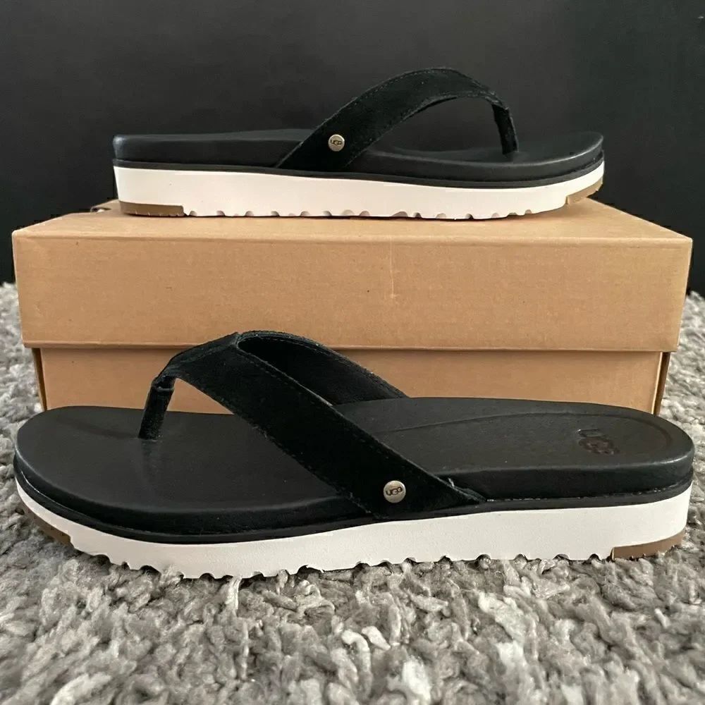 NIB UGG Lorrie Sandals
